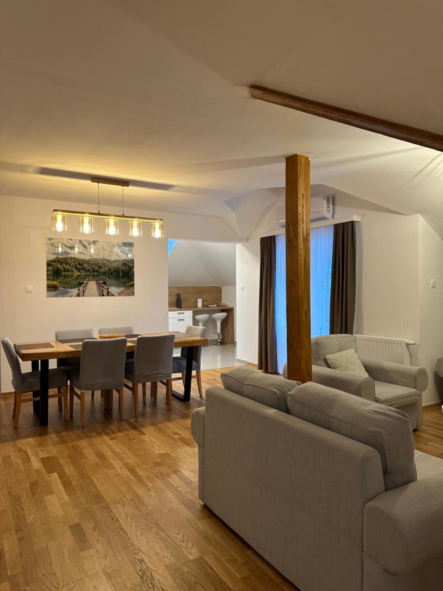 House Forest Queen Смолянац Экстерьер фото